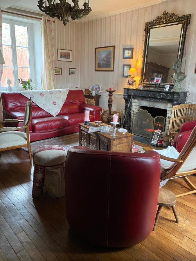 Le Trianon Bed & Breakfast Le Bourgneuf-la-Foret Luaran gambar