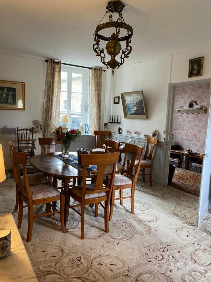 Le Trianon Bed & Breakfast Le Bourgneuf-la-Foret Luaran gambar